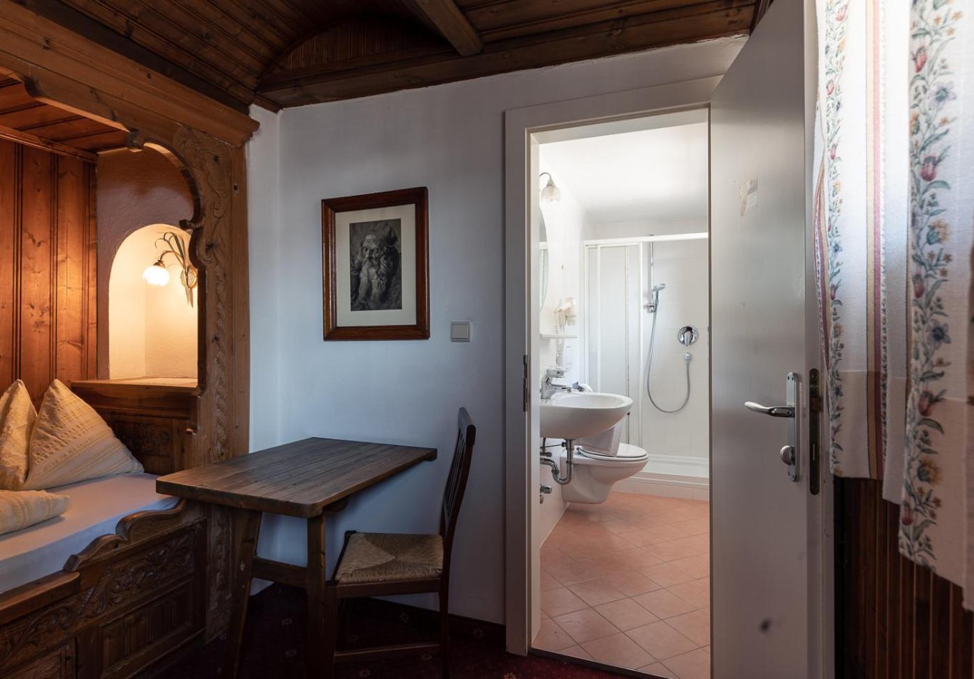 Gasthof Residence Brugghof & Erlhof Campo Tures Quarto foto